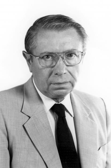 Julien Hoste, rector 1977-1981 en hoogleraar in de faculteit Wetenschappen (Coll