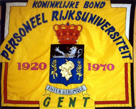 Vlag van de Koninklijke Bond van het Personeel van de UGent, opgericht in 1920 (Collectie Universiteitsarchief Gent).