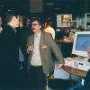 De UGent heeft in 1999 opnieuw een stand op de beurs Flanders Technology International. Jacques Van Keymeulen (midden), promotor van het WVD geeft uitleg, 18/04/1999, FA_104_011, Collectie Universiteitsarchief Gent, © UGent, foto Hilde Christiaens