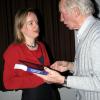 Geograaf Frans Snacken in 2006 met Veerle Van Eetvelde op haar doctoraatsverdediging (© UGent, collectie vakgroep Geografie).