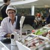 Enkel wie een personeels- of studentenkaart heeft, kan terecht in de studentenrestaurants (Collectie UGentMemorie, © UGent - foto Pieter Morion).