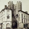 Gravensteen met rondom behuizing, eind 19de-begin 20ste eeuw (Collectie Universiteitsbibliotheek, © UGent).