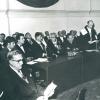In academiejaar 1970-1971 mag een studentenvertegenwoordiger (Luc Van den Bossche, links aan de eretafel) voor de 2de keer het woord nemen bij de openingsplechtigheid van het academiejaar (Collectie Universiteitsarchief Gent, © De Cae - foto De Cae).