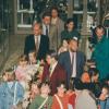 Bezoek van Prins Laurent aan het Museum voor Dierkunde en aan de Plantentuin in 1997, samen met leerlingen van het 4de leerjaar van het Sint-Paulusinstituut Drongen (Collectie Universiteitsarchief Gent).