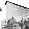 In 1968 torent een nieuwe hoogbouw voor de faculteit Wetenschappen boven het Botanisch Instituut uit (Collectie Universiteitsarchief Gent - foto A. Van Lancker).