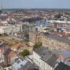 Zicht vanop de Boekentoren op het Technicum (links), het oud en nieuw rectoraat (midden) en de Vooruit (links), aan het begin van de constructie van het Ufo in 2007 (Beeldbank afdeling Communicatie UGent, foto Hilde Christiaens).