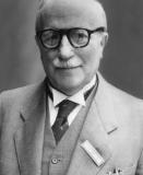 Hydrobioloog Paul van Oye (1886-1969) was actief in Nederlands-Indië en Belgisch Congo, waar hij onderzoek voerde naar zeevisserij en viskweek (© Universiteitsarchief Gent, P01464) 